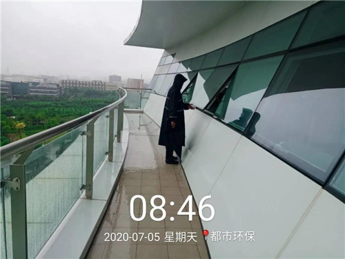 湖南保安服務(wù),墻外高空清洗服務(wù),湖南保利天創(chuàng)物業(yè)發(fā)展有限公司