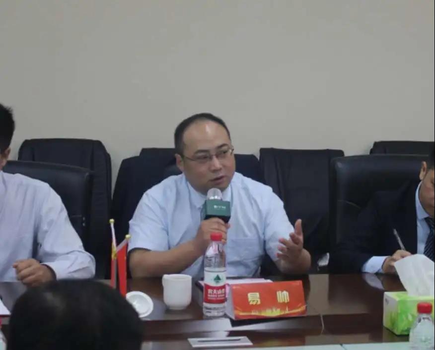 湖南保安服務(wù),墻外高空清洗服務(wù),湖南保利天創(chuàng)物業(yè)發(fā)展有限公司 湖南保安服務(wù),墻外高空清洗服務(wù),湖南保利天創(chuàng)物業(yè)發(fā)展有限公司