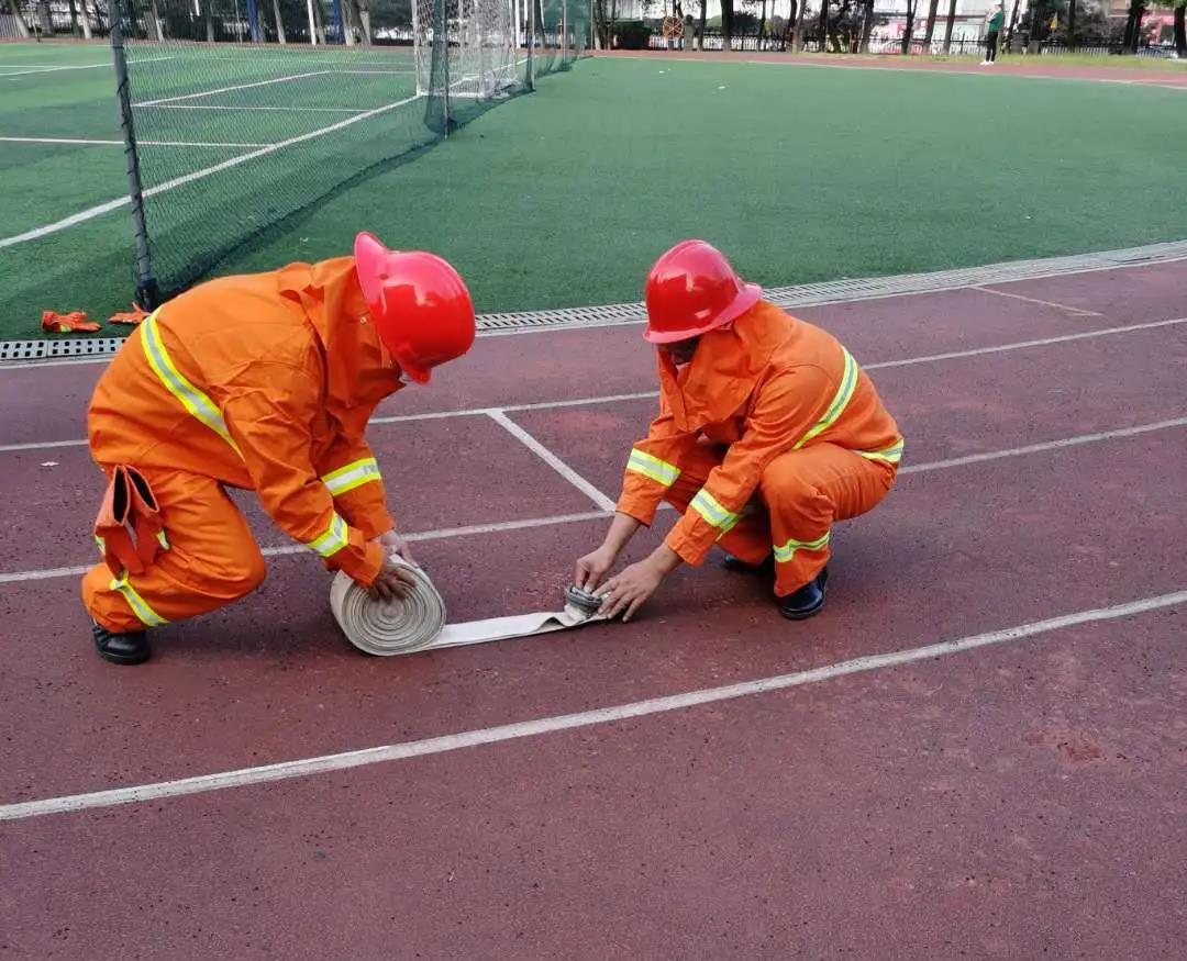 湖南保安服務(wù),墻外高空清洗服務(wù),湖南保利天創(chuàng)物業(yè)發(fā)展有限公司 湖南保安服務(wù),墻外高空清洗服務(wù),湖南保利天創(chuàng)物業(yè)發(fā)展有限公司